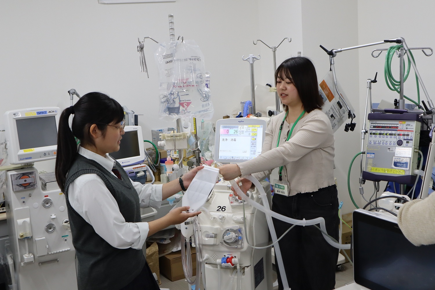 【開催レポート】臨床工学技士の仕事が丸わかり！電気メス、人工呼吸器、ECMOなどの医療機器を体験！