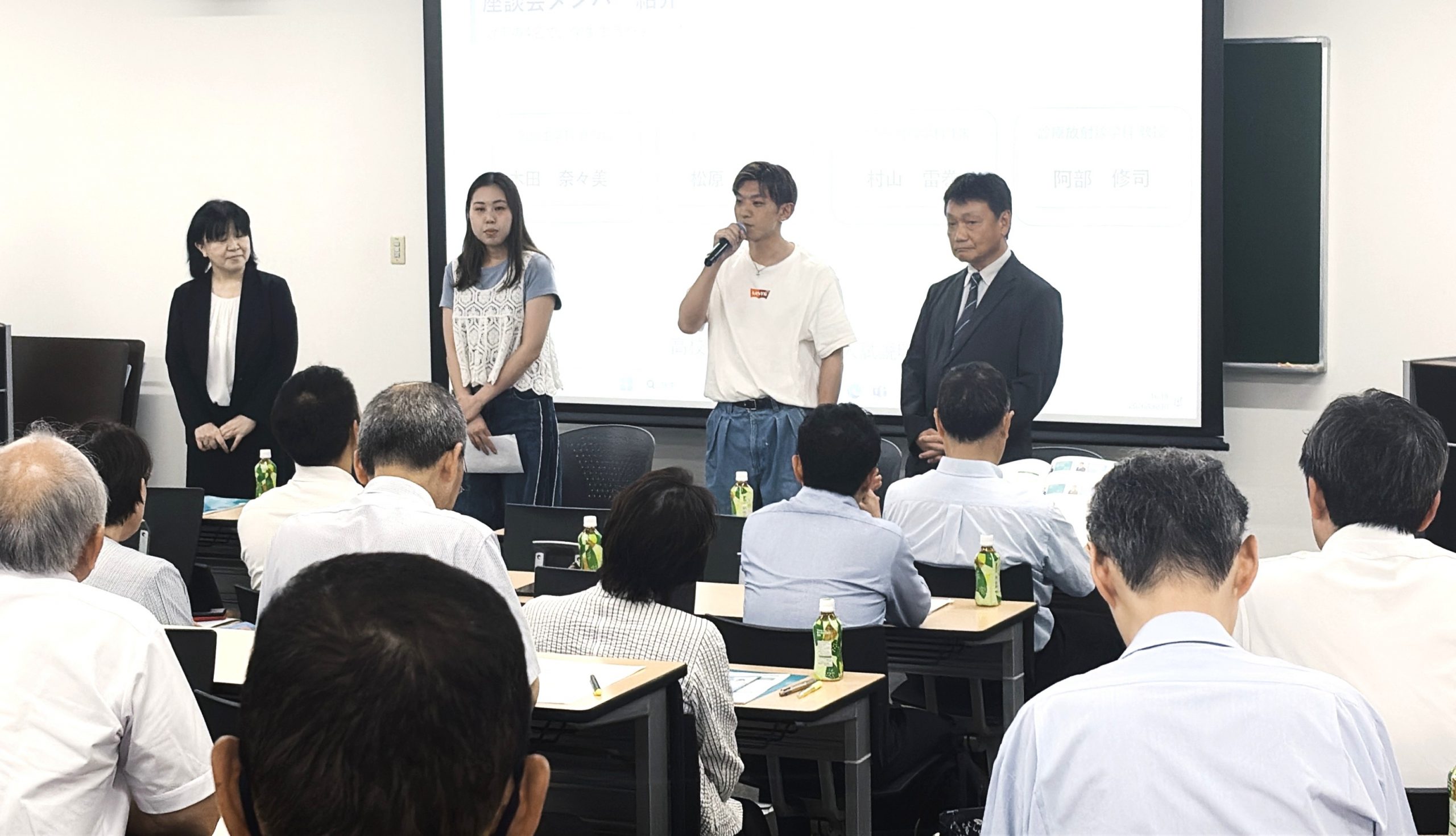 診療放射線学科の座談会写真